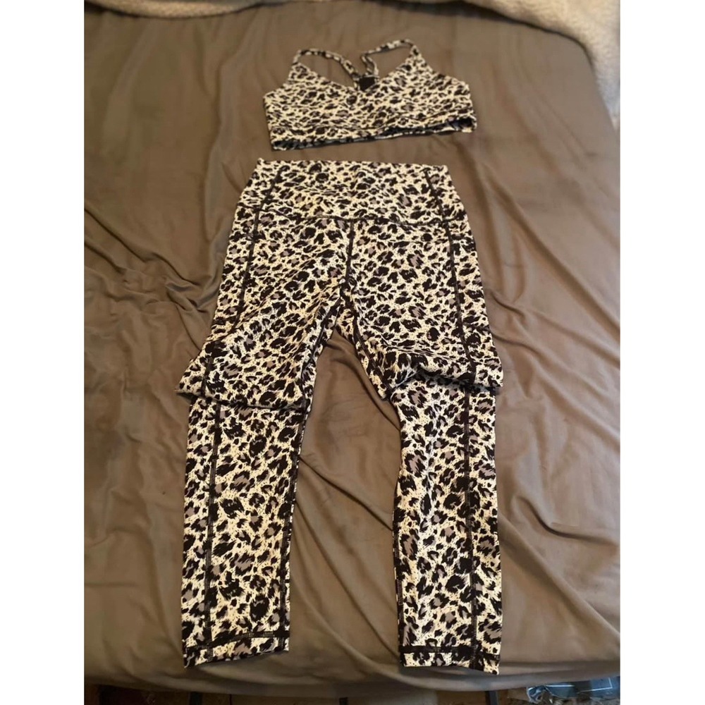 Zyia Workout Clothes Zebra Print Pants 8-10 Bra‎ L